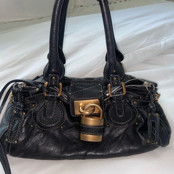 Gorgeous Chloe Paddington Medium sized, Black with Gold lock & key - Picture 3 of 11